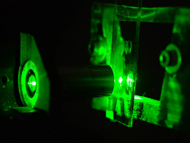 Laser