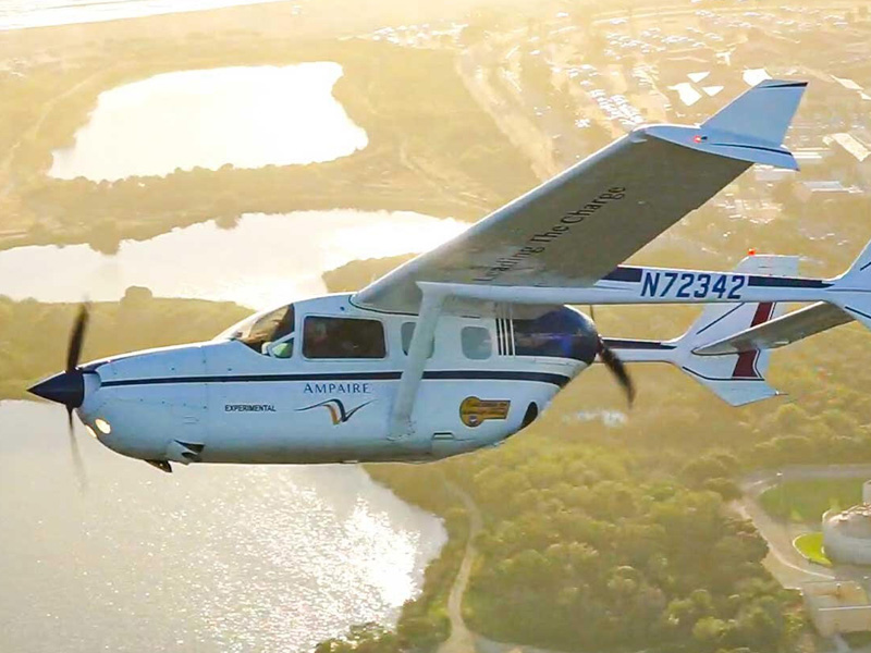 Hybrid Applications Plane