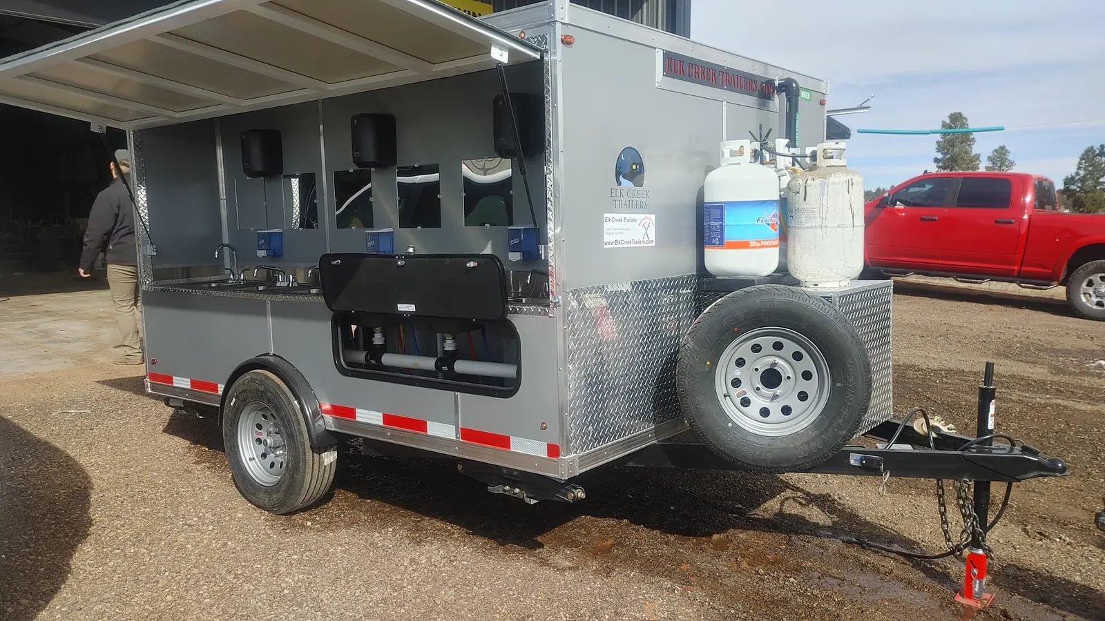 8-Sink Hand Wash Trailer