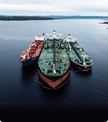 oil-tankers-2-983kNF8aZEc-unsplash