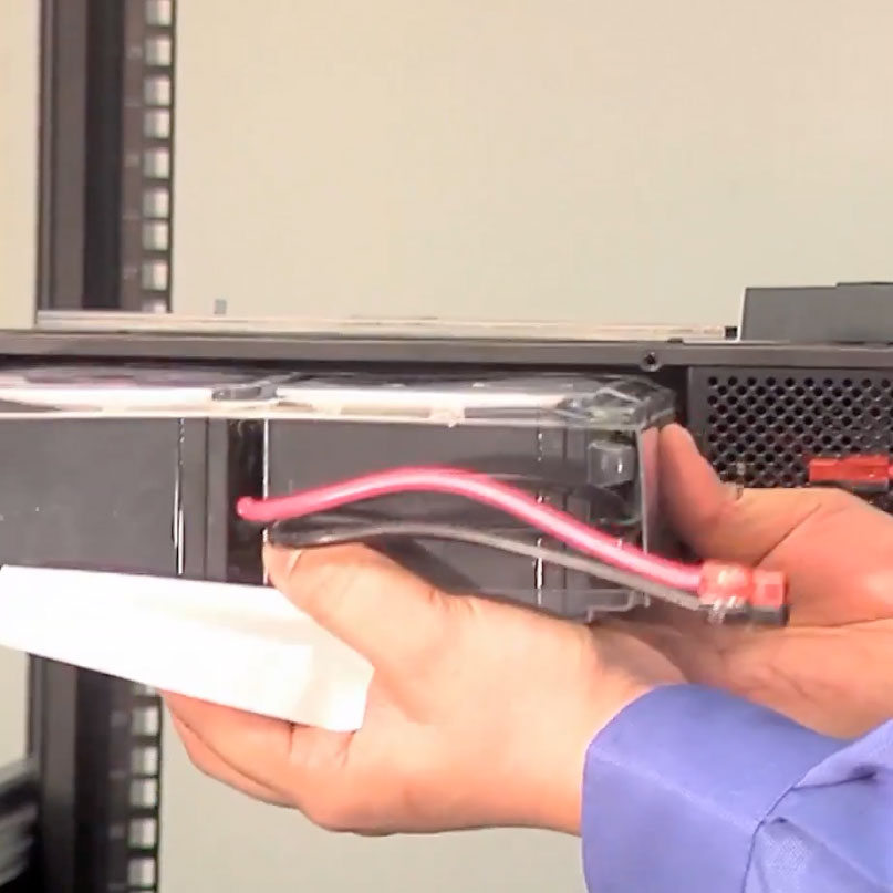 UPS device battery install