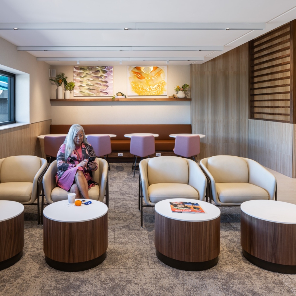 OGG Airport Lounge cropped