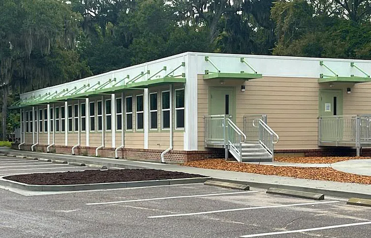 Cantilever Entrance Canopy
