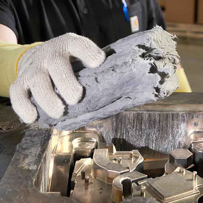 Molding 674x
