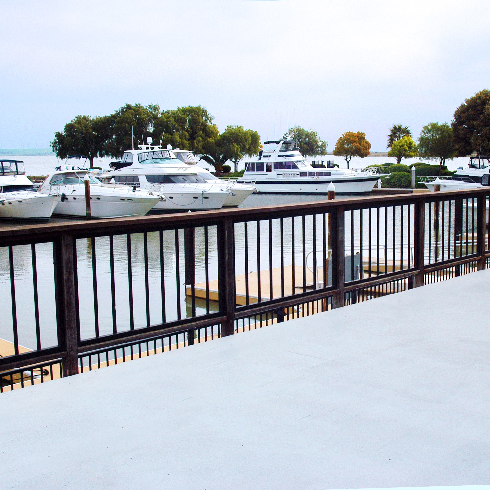 Harbor Deck System