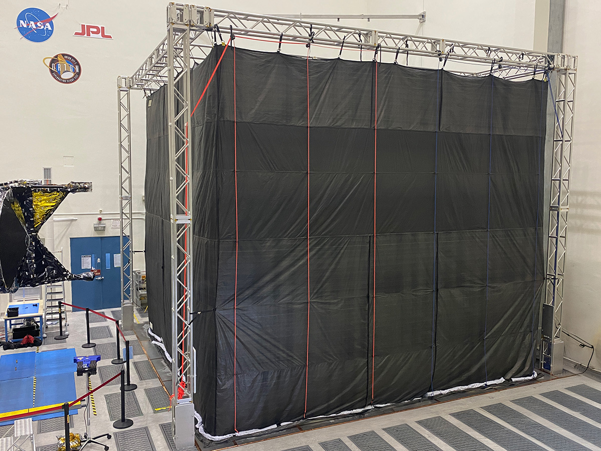 enclosure-8000T-NASA-JPL-truss