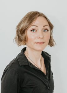 Erin Alders Headshot