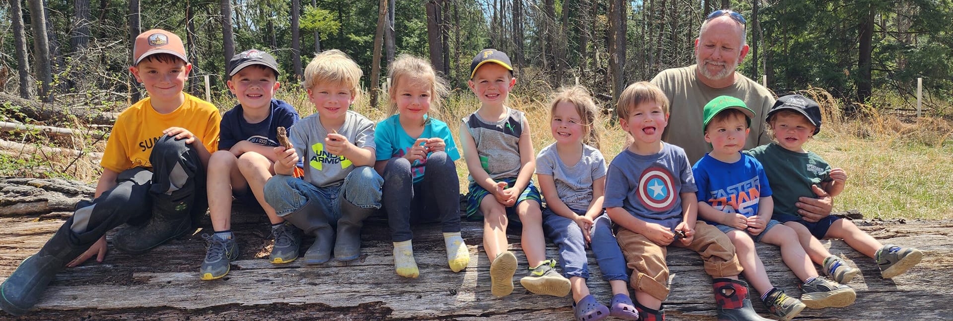 Slider-Grandpa-with-grandkids